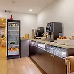 Grand Senia - Paris Airport 3* Orly
