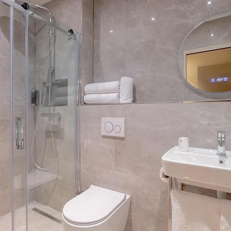 Grand Senia Hotel