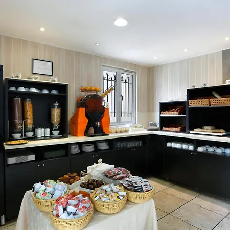 Grand Senia - Paris Airport 3*