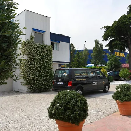 Grand Senia - Paris Airport Hotel Orly