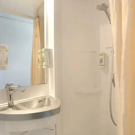 Hotel Grand Senia - Paris Airport 3*