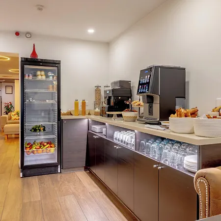 Grand Senia - Paris Airport 3* Orly