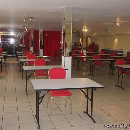 Grand Senia - Paris Airport أورلي