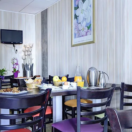 Hotel Grand Senia Orly