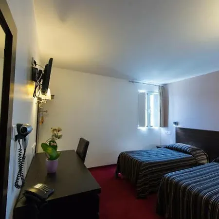 Grand Senia - Paris Airport Hotel Orly