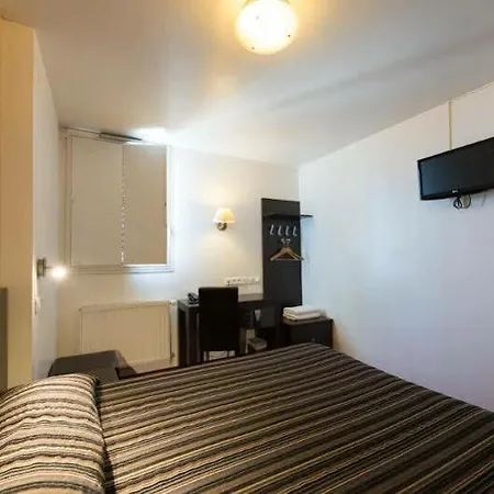 Ξενοδοχείο Grand Senia - Paris Airport 3*