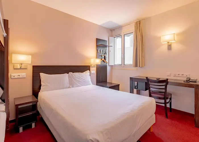 酒店 Grand Senia - Paris Airport 3*