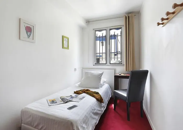 Grand Senia - Paris Airport 3*