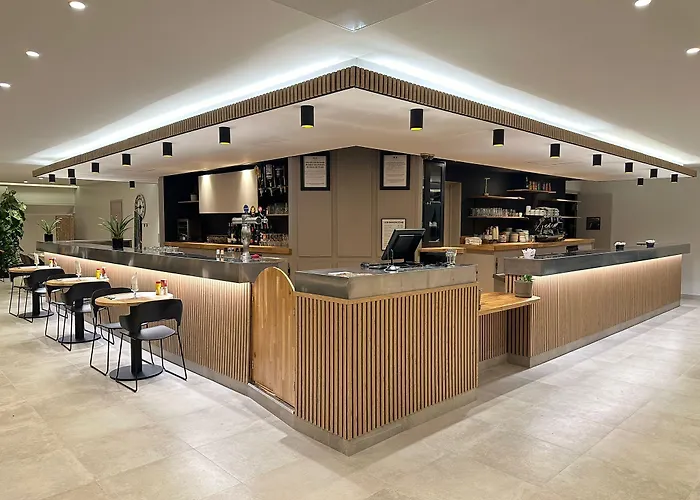 Grand Senia - Paris Airport 酒店