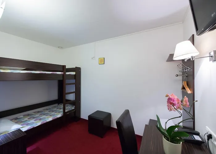 酒店 Grand Senia - Paris Airport 3*