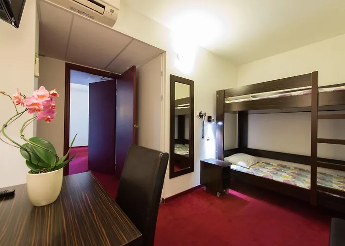 Grand Senia - Paris Airport 酒店