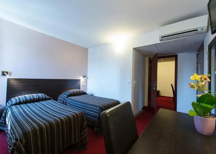 Grand Senia - Paris Airport 3*